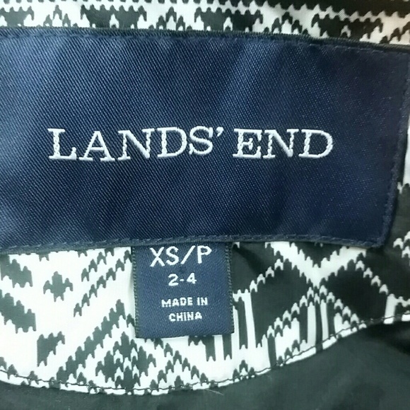 LANDS END l Puff Vest Black White Print - Picture 7 of 8